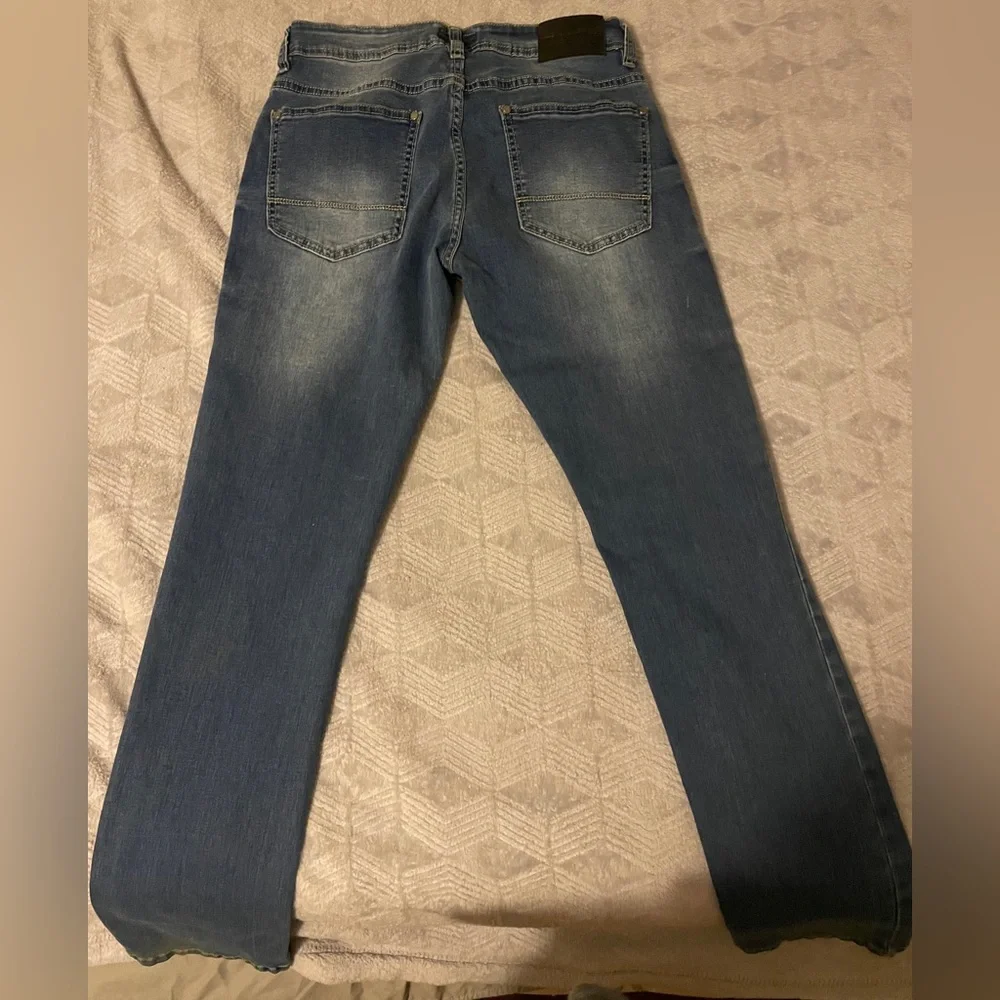 Jeans - Picture 2 of 3